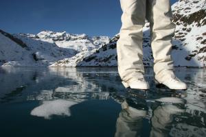 Patin à glace sur lac d'Emosson